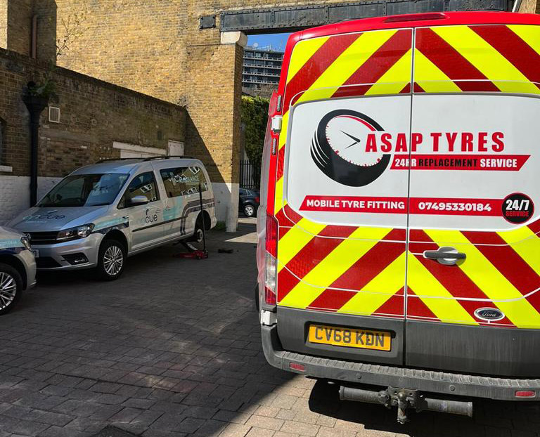 Emergency Tyre Fitters South Hackney