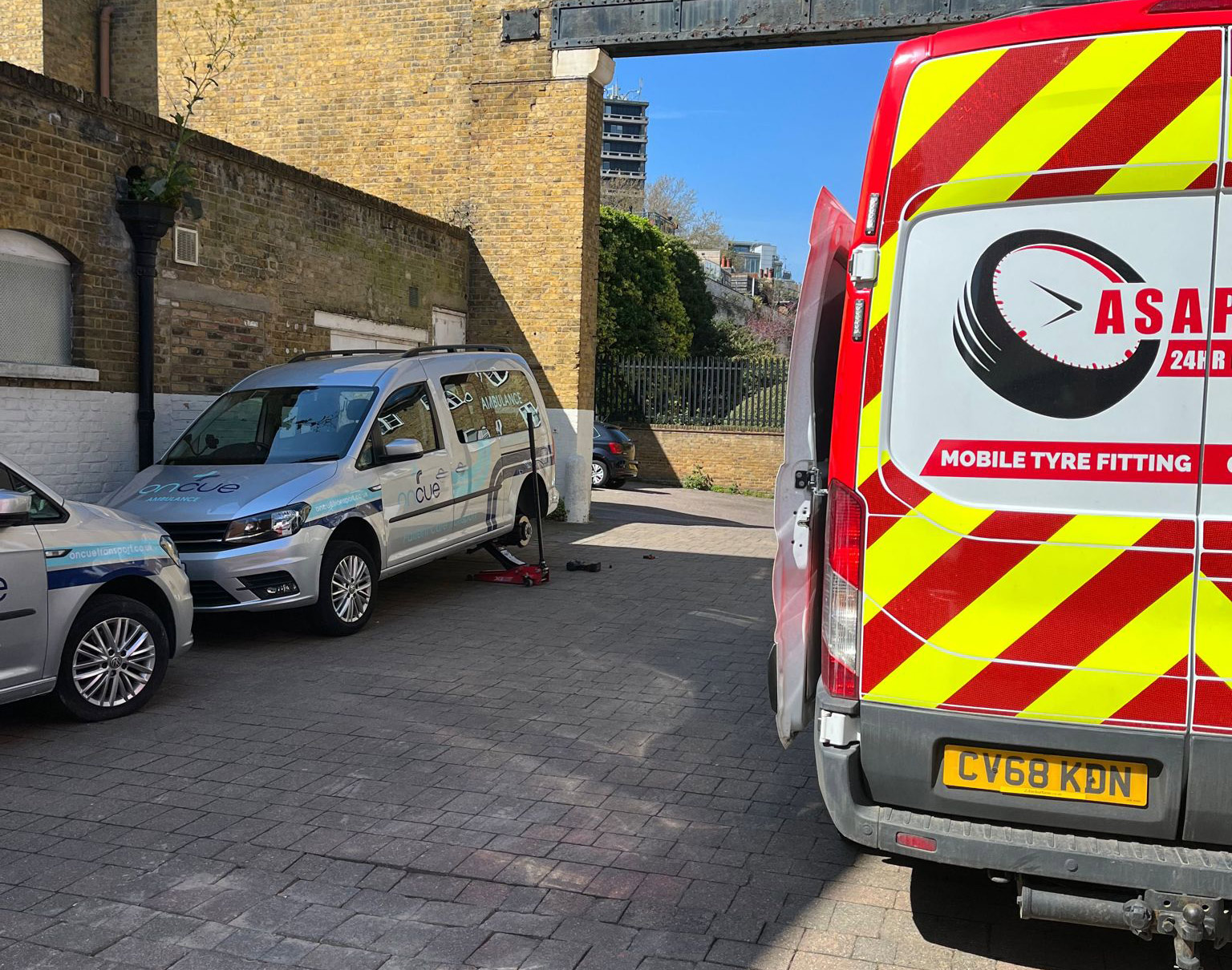 Emergency Tyre Fitters Canning Town