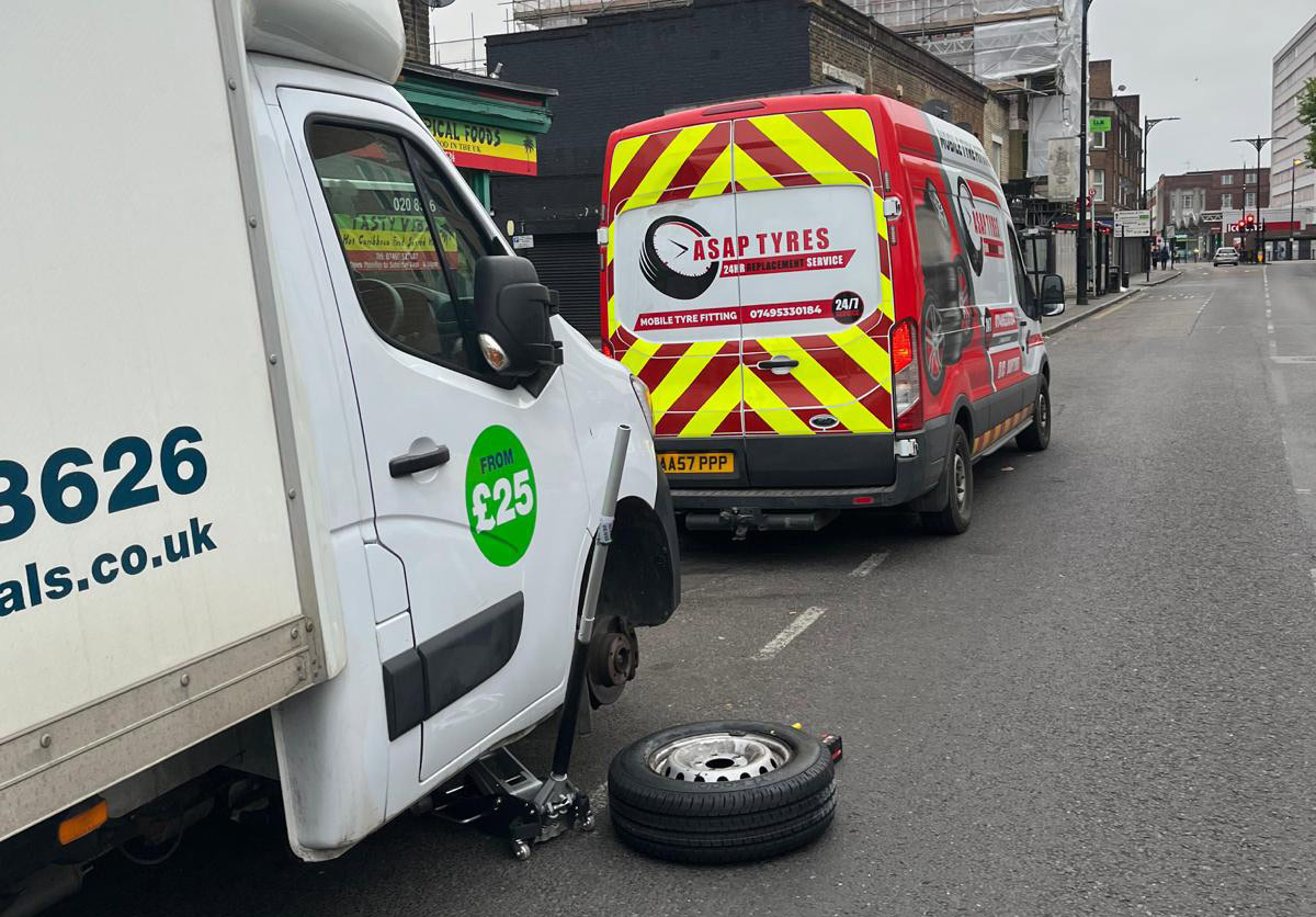 Emergency Tyre Fitters South Norwood